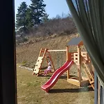 Osada Lodge *
