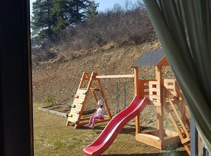 Osada אכסניה *