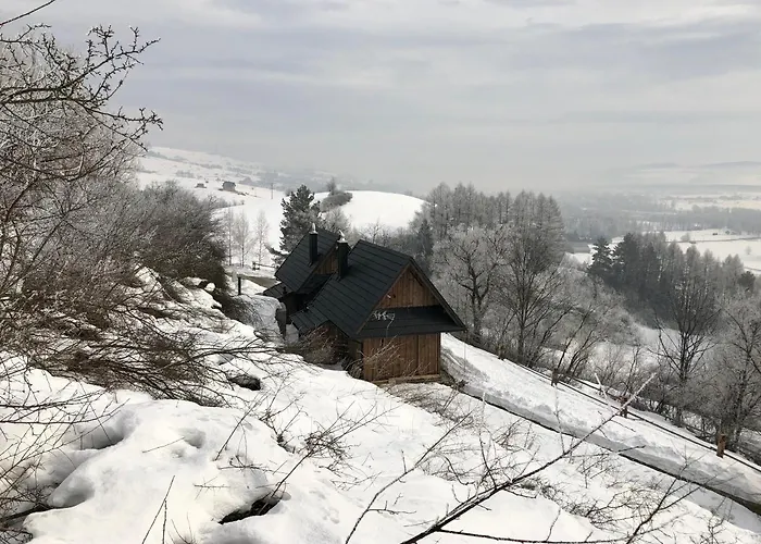 Osada אכסניה *