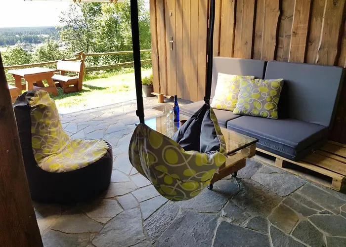 Osada אכסניה *